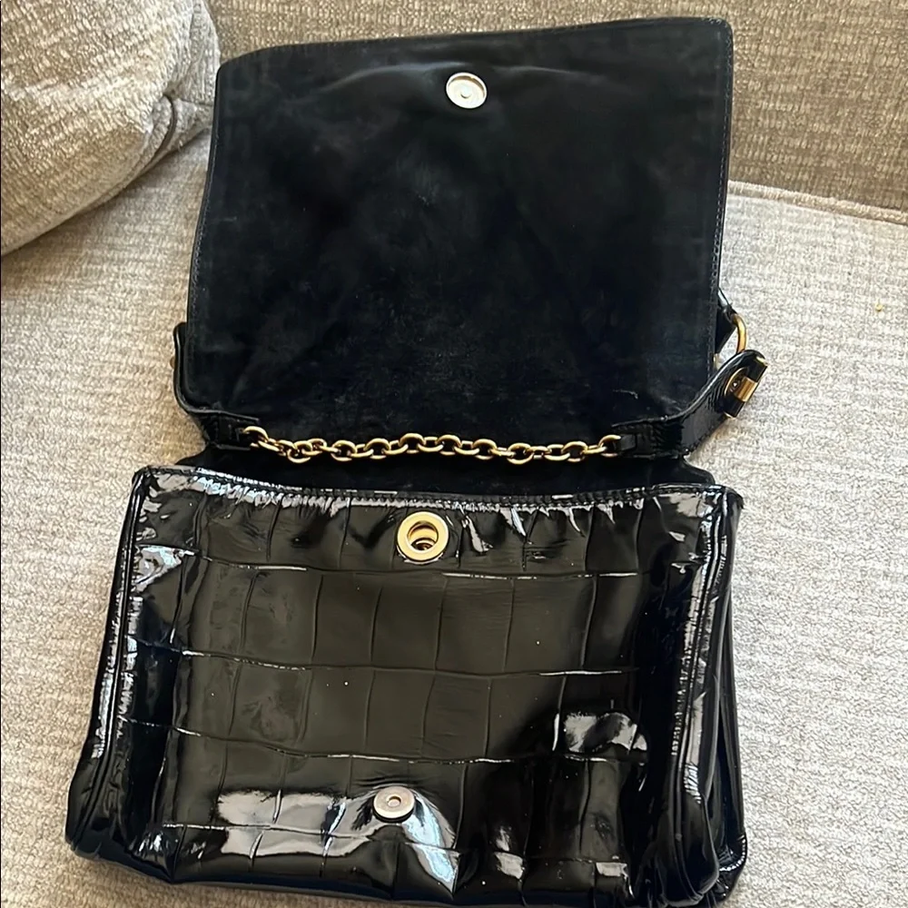 Yves Saint Laurent, Rive Gauche, Black Patent Leather Catlwalk Flap Bag - Picture 8 of 12